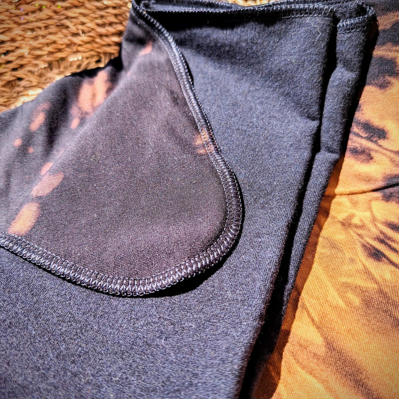 Fixed Flat Cloth Diaper | Regular Absorbency | Dark Reverse Dye-Black/Tan