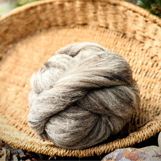 Columbia/Rambouillet Roving | Dark Chocolate Brown/Cream/Black | 1oz Wool
